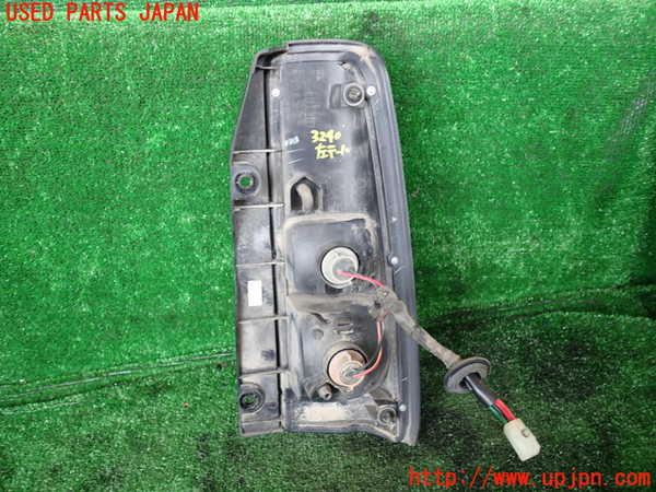 1UPJ-9232401536]ジムニー シエラ(JB43W)左テールランプ 中古_3