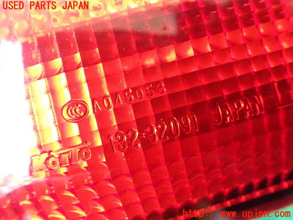 1UPJ-9232401536]ジムニー シエラ(JB43W)左テールランプ 中古_4