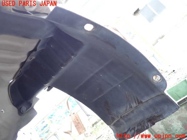 1UPJ-9232401090]ジムニー シエラ(JB43W)右前フェンダーライナー 中古_2
