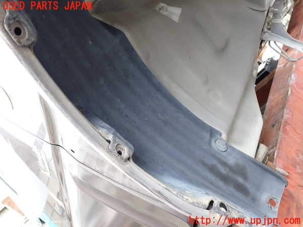 1UPJ-9232401090]ジムニー シエラ(JB43W)右前フェンダーライナー 中古_3