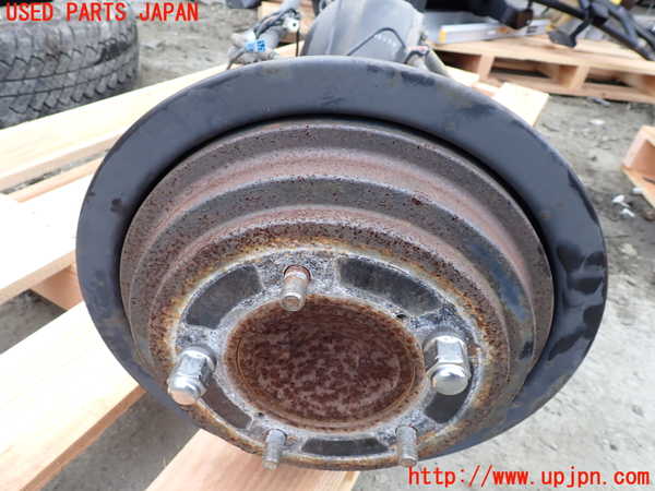 1UPJ-9232404400]ジムニー シエラ(JB43W)リアデフホーシング 中古_4
