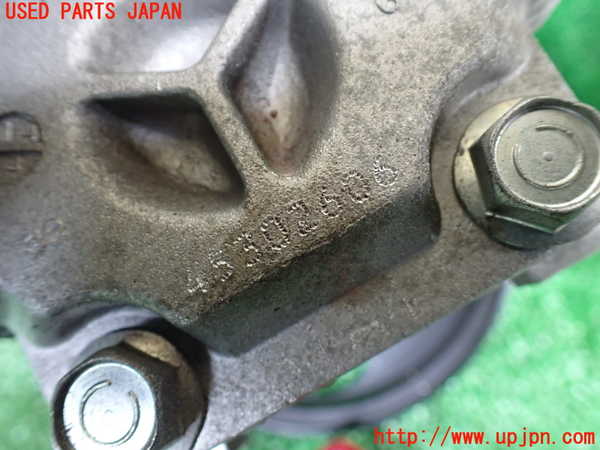 1UPJ-9232404250]ジムニー シエラ(JB43W)パワステポンプ 中古_4