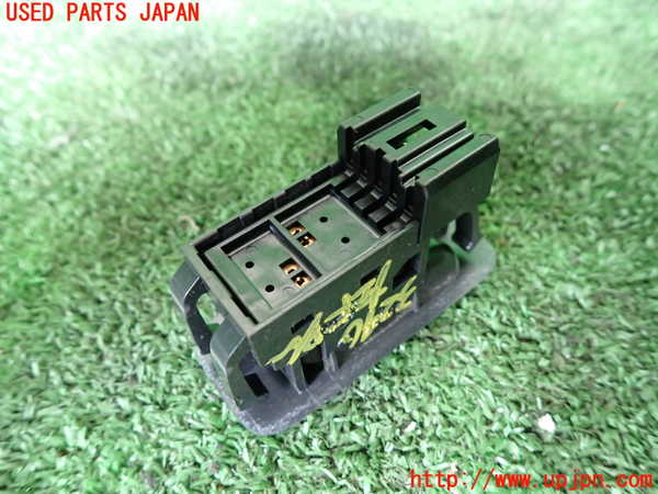 1UPJ-9232406245]ジムニー シエラ(JB43W)左パワーウィンドウスイッチ 中古_2