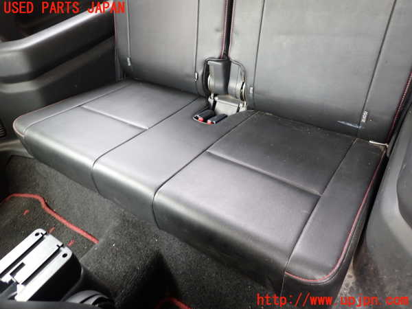 1UPJ-9232407385]ジムニー シエラ(JB43W)リアシート 中古_3