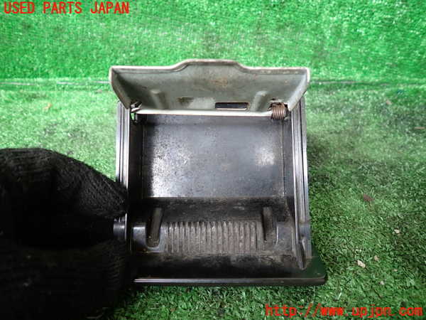 1UPJ-9232407821]ジムニー シエラ(JB43W)灰皿1 中古_2