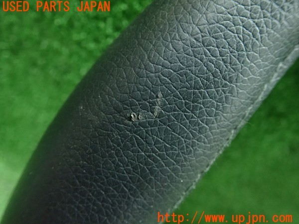 3UPJ=9232410001]ヴェルファイア ハイブリッド(AYH30W)社外 ハンドルカバー ステアリングカバー 中古_2