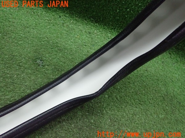 3UPJ=9232410001]ヴェルファイア ハイブリッド(AYH30W)社外 ハンドルカバー ステアリングカバー 中古_5