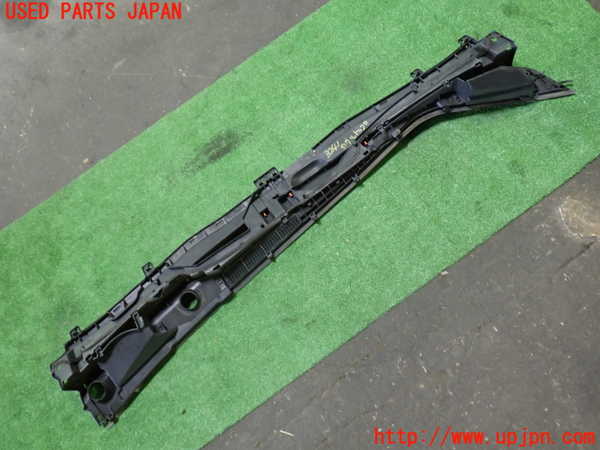 1UPJ-9232411190]ヴェルファイアハイブリッド(AYH30W)カウルトップ 中古_4