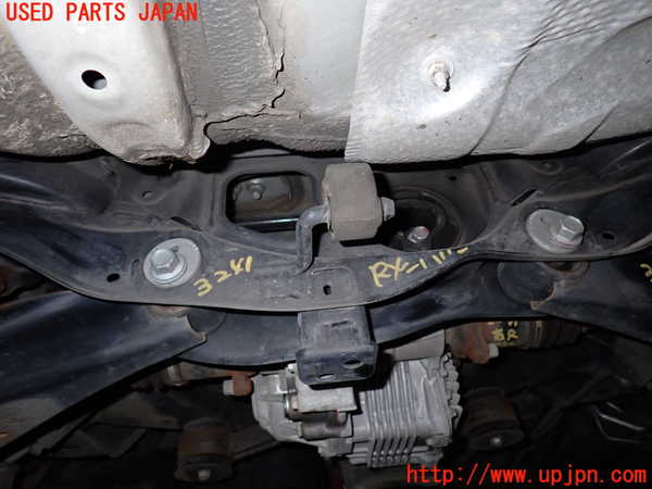 1UPJ-9232415295]ヴェルファイアハイブリッド(AYH30W)リアメンバー 中古_3