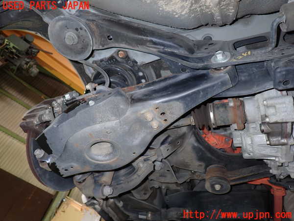 1UPJ-9232415295]ヴェルファイアハイブリッド(AYH30W)リアメンバー 中古_4