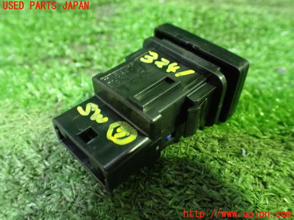 1UPJ-9232416312]ヴェルファイアハイブリッド(AYH30W)スイッチ7 (PWR DOOR OFF) 中古_2