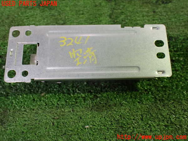 1UPJ-9232416850]ヴェルファイアハイブリッド(AYH30W)空気清浄機 中古_2
