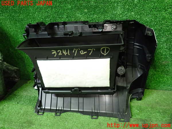 1UPJ-9232417516]ヴェルファイアハイブリッド(AYH30W)グローブボックス1 中古_3
