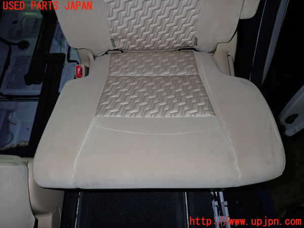 1UPJ-9232417175]ヴェルファイアハイブリッド(AYH30W)左2列目シート 中古_4
