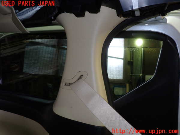 1UPJ-9232417680]ヴェルファイアハイブリッド(AYH30W)左リアピラートリム 中古_2
