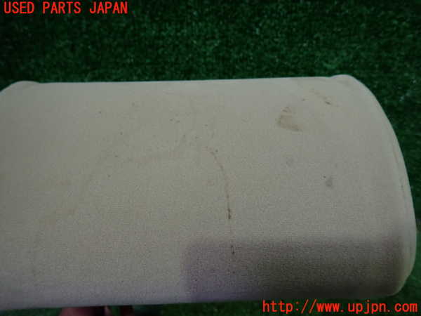 1UPJ-9232417130]ヴェルファイアハイブリッド(AYH30W)真中2列目ヘッドレスト 中古_4