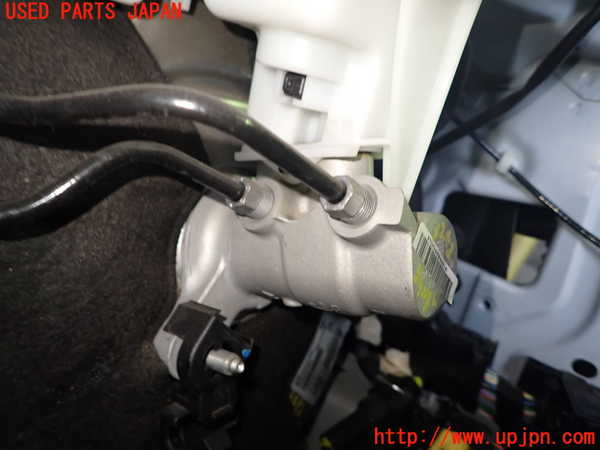 1UPJ-9232424050]プジョー・308(P51HN05)ブレーキマスターシリンダー 中古_2