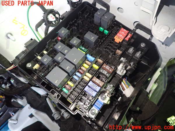 1UPJ-9232426741]プジョー・308(P51HN05)ヒューズボックス1 中古_2