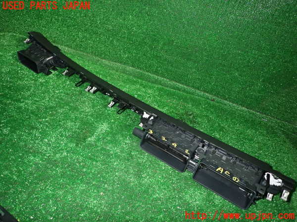 1UPJ-9232427526]プジョー・308(P51HN05)エアコン吹き出し口1 中古_5