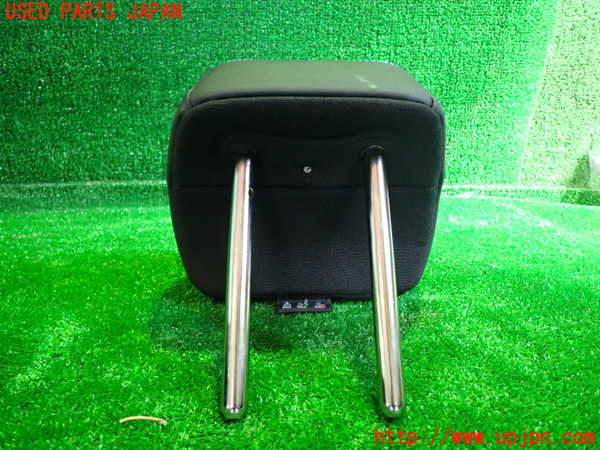 1UPJ-9232427130]プジョー・308(P51HN05)真中2列目ヘッドレスト 中古_4