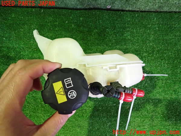 2UPJ-9232432410]BMW ミニ(MINI)クーパー コンバーチブル(WG15)(F57)ラジエータータンク 中古_3