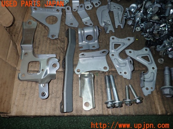 3UPJ=9232440720]レクサス GS350(GRL10)ネジ・ナット・ステー類 セット ジャンク_3