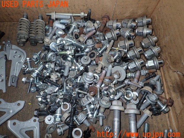 3UPJ=9232440720]レクサス GS350(GRL10)ネジ・ナット・ステー類 セット ジャンク_4