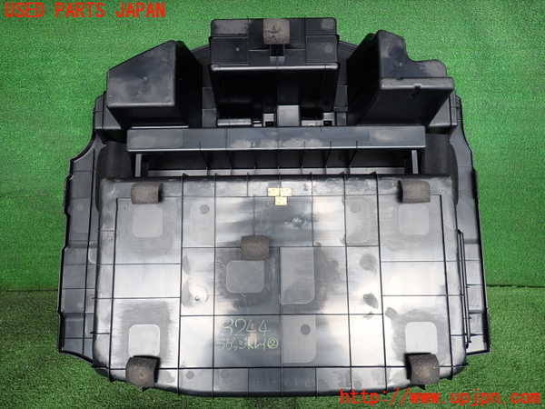 2UPJ-9232447772]レクサス・GS350(GRL10)ラゲッジトレイ2 中古_2