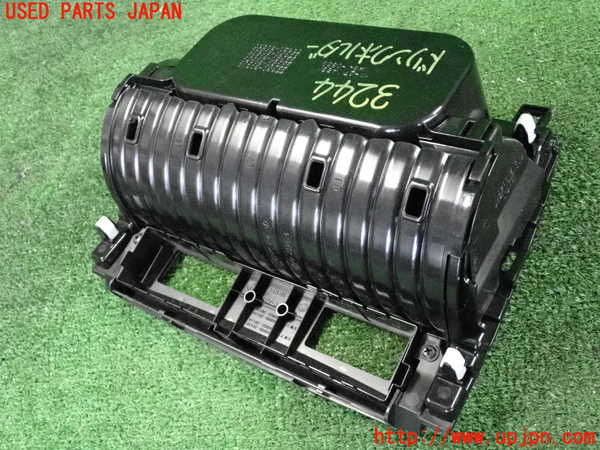 2UPJ-9232447810]レクサス・GS350(GRL10)ドリンクホルダー 中古_3