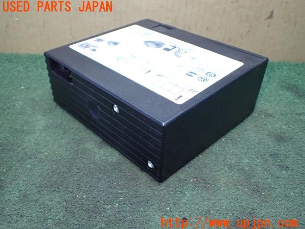 3UPJ=9232450625]アウディ A1 スポーツバック(8XCHZ)純正 パンク修理キット エアコンプッサーのみ 中古_2