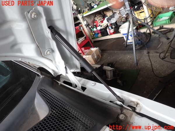 2UPJ-9232451068]アウディ・A1 スポーツバック(8XCHZ)ボンネットダンパー 中古_2