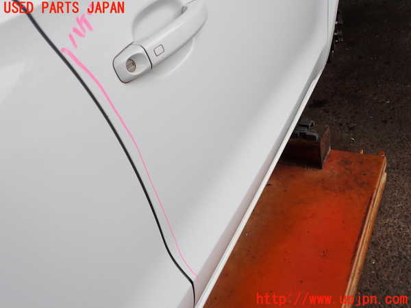 2UPJ-9232451230]アウディ・A1 スポーツバック(8XCHZ)右前ドア (43R-00082 M40A) 中古_2