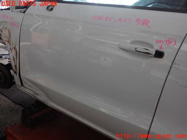 2UPJ-9232451260]アウディ・A1 スポーツバック(8XCHZ)左前ドア (43R-00082 M40A) 中古_2