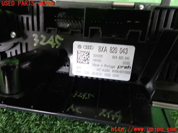 2UPJ-9232456066]アウディ・A1 スポーツバック(8XCHZ)エアコンスイッチ1 中古_3