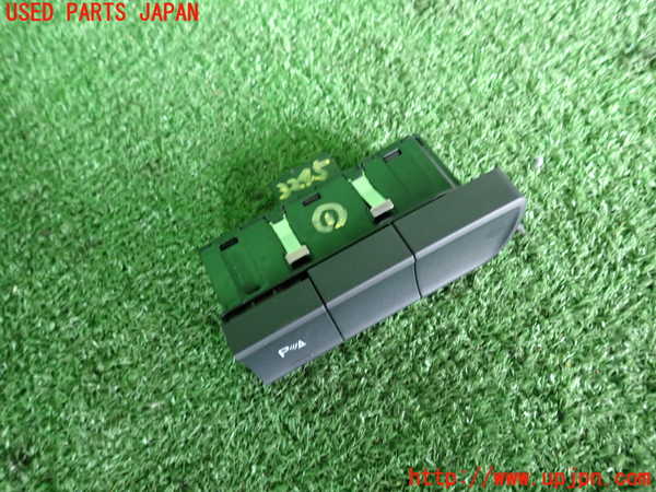 2UPJ-9232456306]アウディ・A1 スポーツバック(8XCHZ)スイッチ1 (パークディスタンス) 中古_2