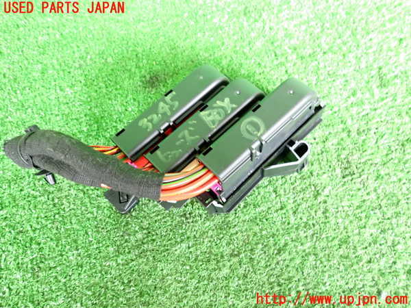 2UPJ-9232456741]アウディ・A1 スポーツバック(8XCHZ)ヒューズボックス1 中古_2