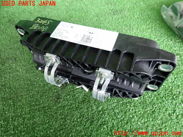 2UPJ-9232457870]アウディ・A1 スポーツバック(8XCHZ)助手席側エアバッグカバー 中古_2