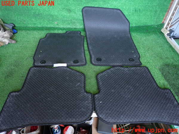 2UPJ-9232457800]アウディ・A1 スポーツバック(8XCHZ)フロアマット 中古_2
