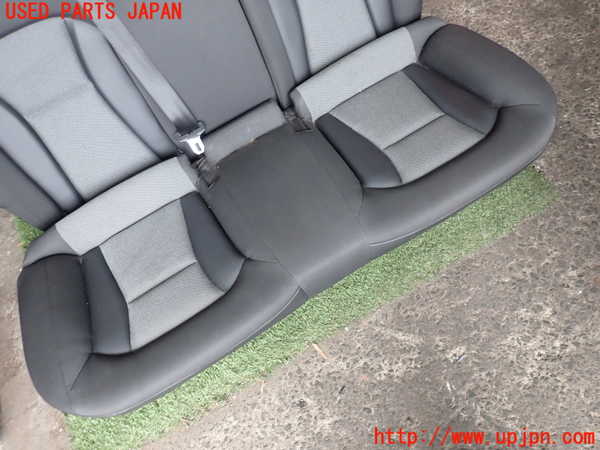 2UPJ-9232457385]アウディ・A1 スポーツバック(8XCHZ)リアシート 中古_3