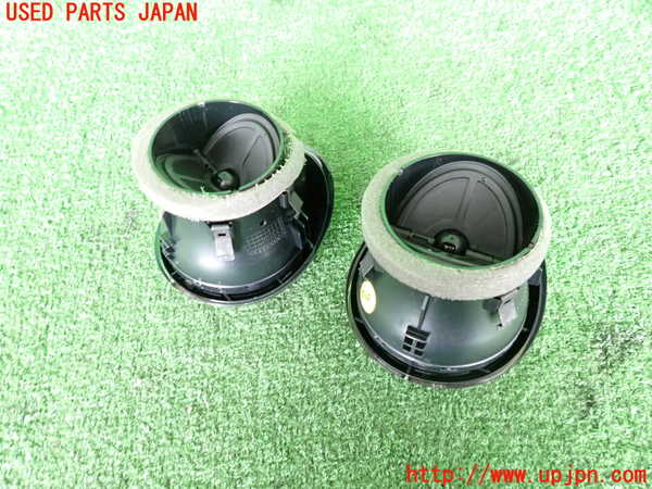 2UPJ-9232457526]アウディ・A1 スポーツバック(8XCHZ)エアコン吹き出し口1 真中 中古_4