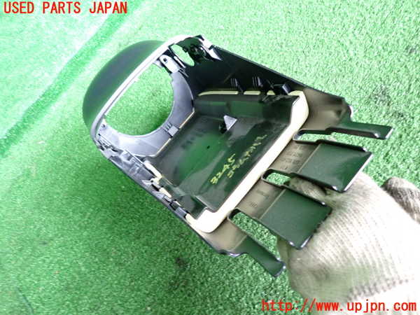 2UPJ-9232457905]アウディ・A1 スポーツバック(8XCHZ)コラムカバー 中古_3
