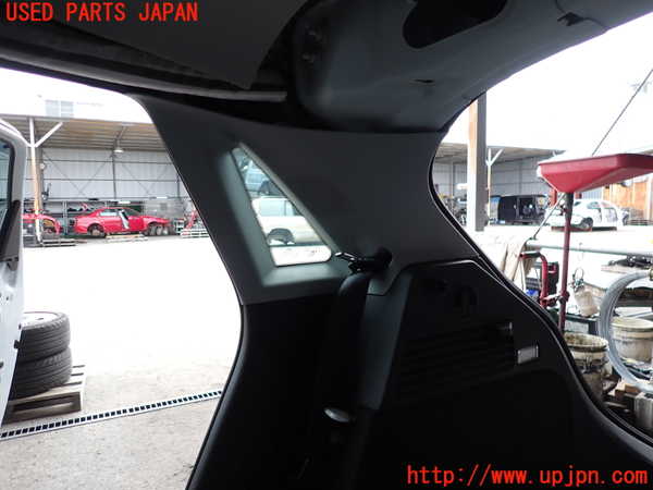 2UPJ-9232457675]アウディ・A1 スポーツバック(8XCHZ)右リアピラートリム 中古_2