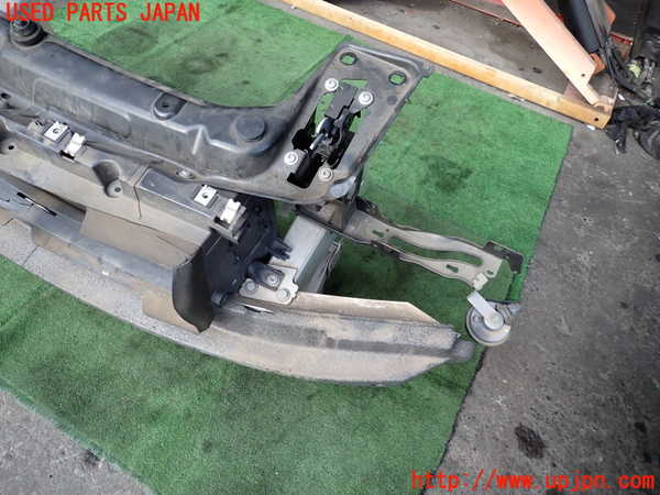 2UPJ-9232461041]BMW 116i(1A16)(F20)コアサポート 中古_2