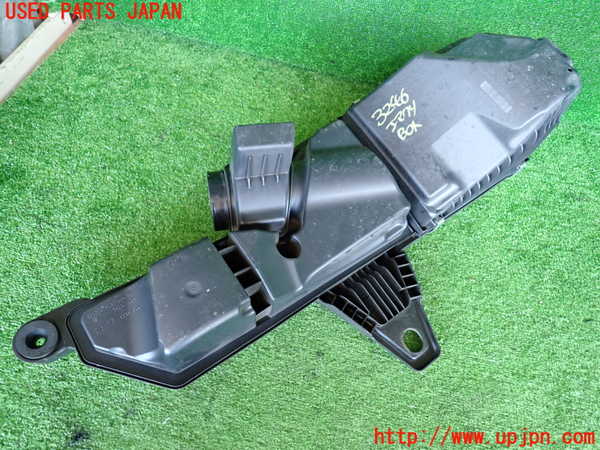 2UPJ-9232462560]BMW 116i(1A16)(F20)エアクリーナーボックス 中古_5