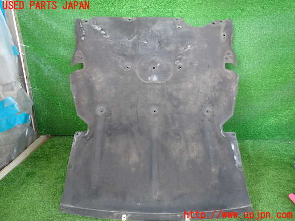 2UPJ-9232462170]BMW 116i(1A16)(F20)エンジンアンダーカバー 中古_4