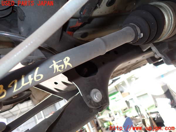 2UPJ-9232464020]BMW 116i(1A16)(F20)右リアドライブシャフト 中古_3