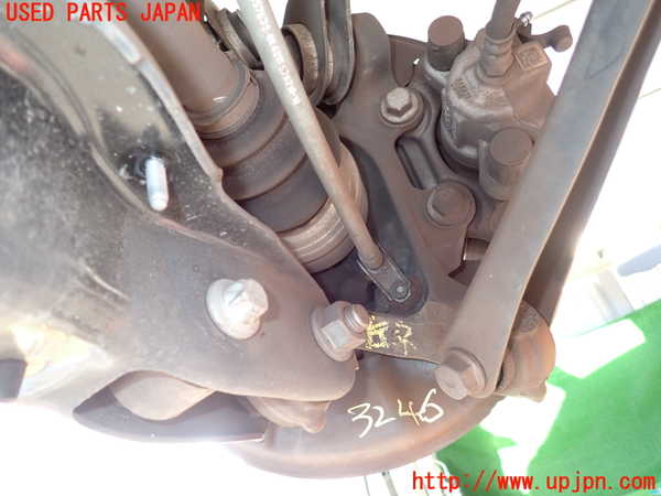 2UPJ-9232464305]BMW 116i(1A16)(F20)左リアナックルハブ 中古_2