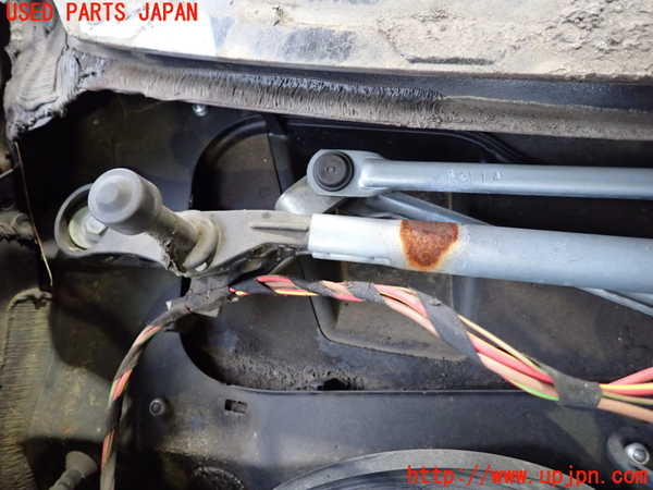 2UPJ-9232466770]BMW 116i(1A16)(F20)フロントワイパーモーター 中古_3