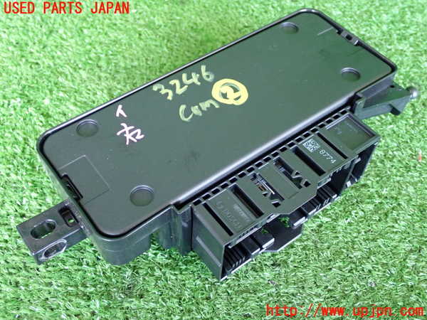 2UPJ-9232466147]BMW 116i(1A16)(F20)コンピューター2 中古_2