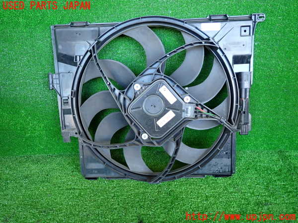 2UPJ-9232466836]BMW 116i(1A16)(F20)電動ファン1 中古_2
